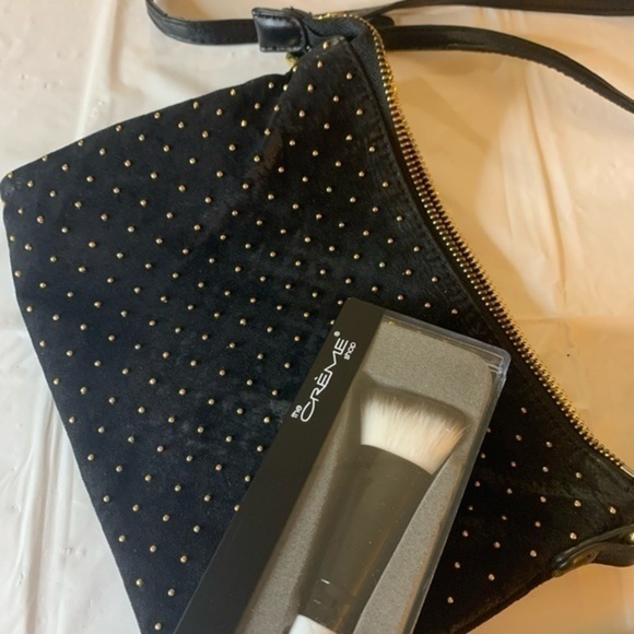 Old Navy Purse, Spirit Stockings, Make-Up Brush - Picture 4 of 14